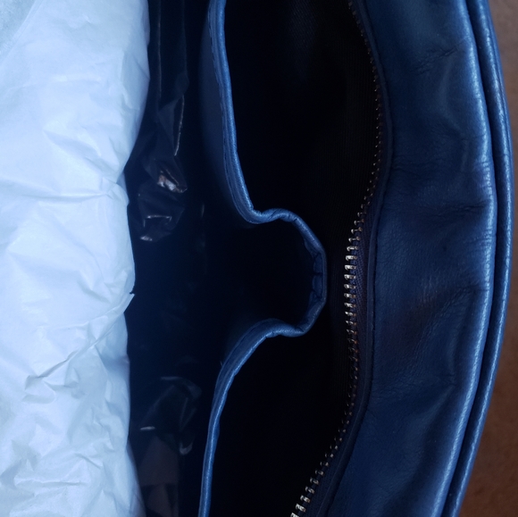 Classic Blue Bag - Picture 4 of 7